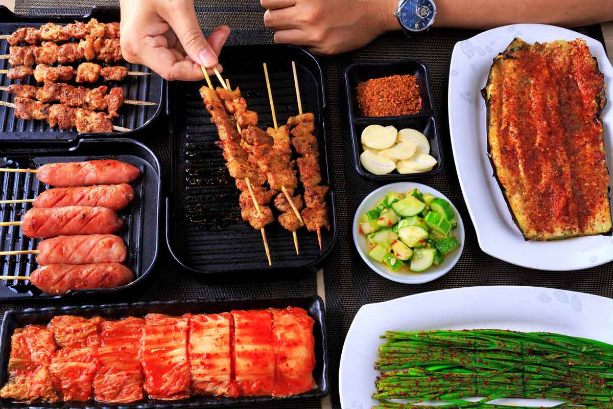 中秋節烤肉為什麼這麼受歡迎?因為全家人都能一起參與 中秋節烤肉為什麼這麼受歡迎?因為全家人都能一起參與